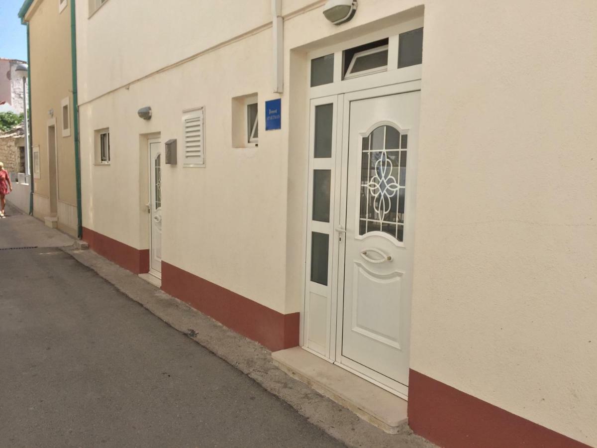 Apartmani Miranda Drasnice Exterior photo